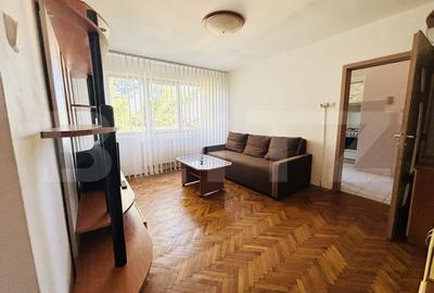 Apartament cu 2 camere circular, mobilat în Astra