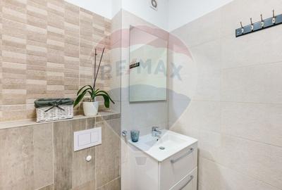 Apartament cu 3 camere decomandat, mobilat în UTA - 20