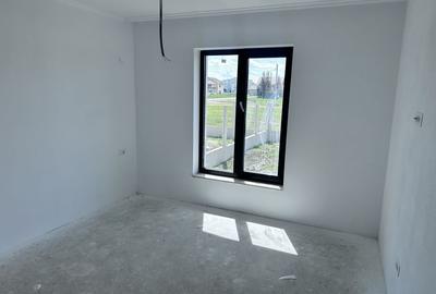 Casă cu 4 camere în Micești - 4