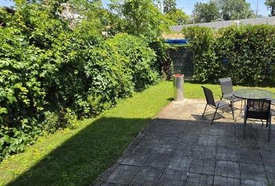 Casă individuală cu 6 camere cu Canalizare în Parcul Circului