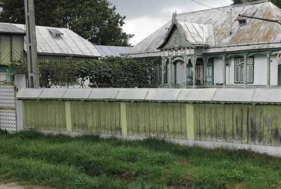 Casă cu 2 camere în Răucești