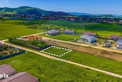 Teren de 296 mp, în Hărman - 2
