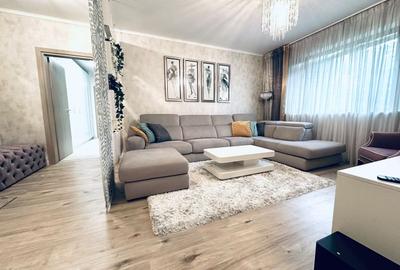 Apartament cu 3 camere decomandat, mobilat în Băneasa
