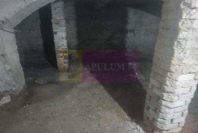 Casă individuală cu 4 camere cu Canalizare în Central - 17