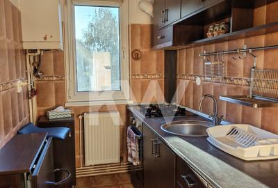 Apartament cu 3 camere semidecomandat, mobilat în Gării - 2