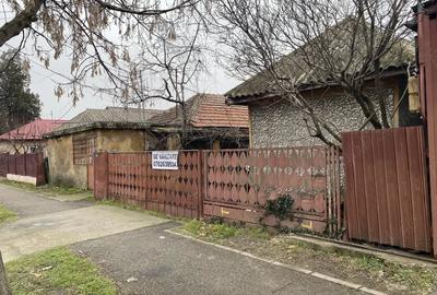 Casă cu Teren 300 Mp în Central