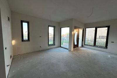 Casă cu 4 camere în Apahida