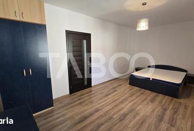 Apartament cu 3 camere decomandat în Est - 2