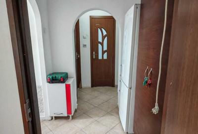 Apartament cu 2 camere decomandat în Alexandru Obregia - 8