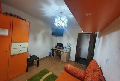 Apartament cu 3 camere decomandat în Giulești - 4