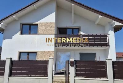 Casă individuală cu 5 camere cu Canalizare în Micești
