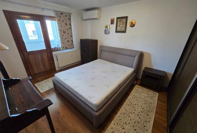 Apartament cu 3 camere decomandat în Panduri - 2