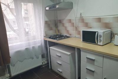 Apartament cu 3 camere decomandat în Central - 6