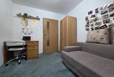 Apartament cu 3 camere semidecomandat în Govândari