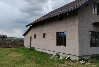 Casă individuală cu 5 camere cu Teren 4000 Mp în Central - 7