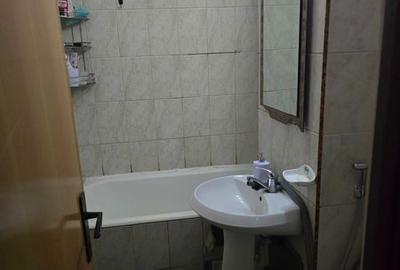 Apartament cu 3 camere decomandat în Central - 3