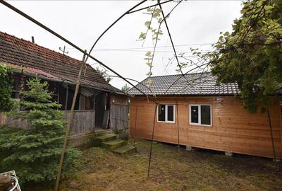 Casă individuală cu 2 camere cu Teren 3132 Mp în Almașu Mic (Balc) - 1