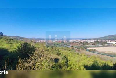 Apartament cu 3 camere decomandat, mobilat în Florești - 17
