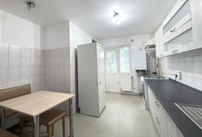 Apartament cu 2 camere decomandat în Grigorescu