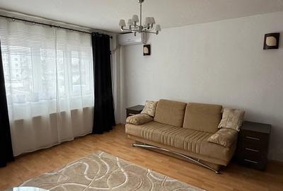 Apartament cu 3 camere decomandat, mobilat în Central - 1
