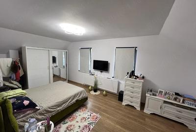 Casă cu Teren 560 Mp în Central