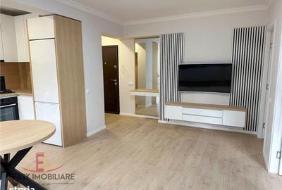 Apartament cu 2 camere decomandat în Ultracentral