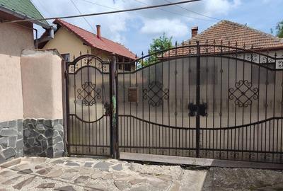 Casă cu 4 camere cu Teren 700 Mp în Central - 3