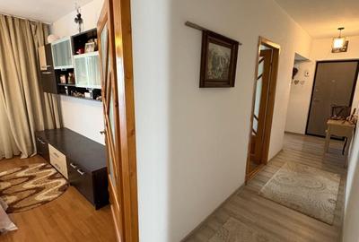 Apartament cu 4 camere în Podu Roș - 5