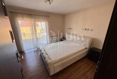 Apartament cu 2 camere semidecomandat, mobilat în Bună Ziua