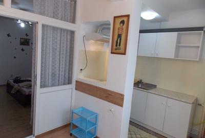 Garsonieră decomandată în Central - 4