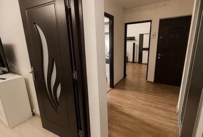 Apartament cu 2 camere decomandat în Universitate