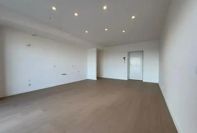 Apartament cu 3 camere decomandat în Aviației