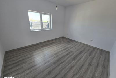 Casă cu 3 camere cu Teren 260 Mp în Central - 4