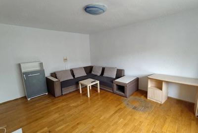 Apartament cu 3 camere decomandat în Unirii
