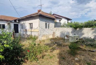 Casă cu 3 camere în Central
