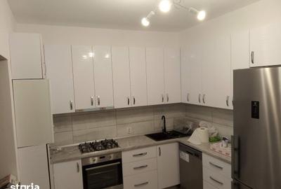 Casă cu 5 camere cu Teren 200 Mp în Central - 3