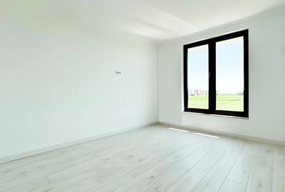 Casă cu 5 camere cu Teren 280 Mp în Girocului - 6