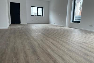 Duplex cu 5 camere cu Canalizare în Central - 3