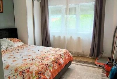 Apartament cu 2 camere decomandat în Torontalului