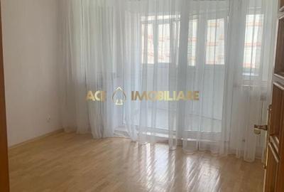 Apartament cu 3 camere în Nerva Traian