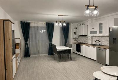 Apartament cu 2 camere semidecomandat, mobilat în Florești
