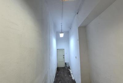 Birou, de 85 mp, în Universitate - 9