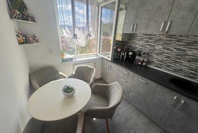 Apartament cu 2 camere decomandat în Exterior Vest
