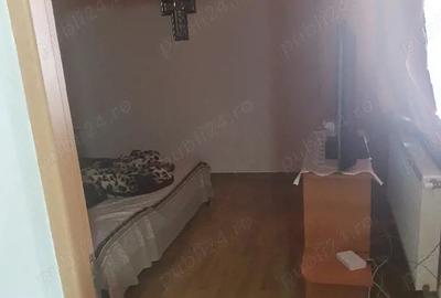 Casă cu 5 camere în Cogealac - 7