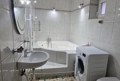 Apartament cu 2 camere decomandat în Central - 1