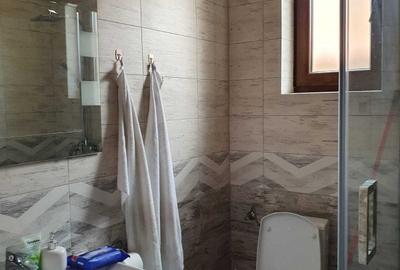Casă cu 4 camere în Exterior Vest