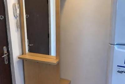 Apartament cu 2 camere semidecomandat în Politehnica