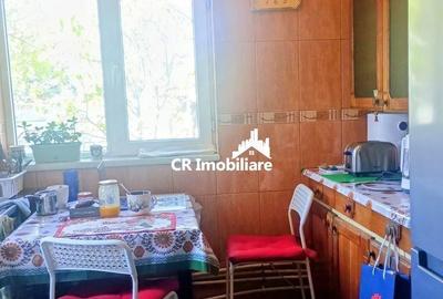 Apartament cu 4 camere decomandat în Aviatorilor