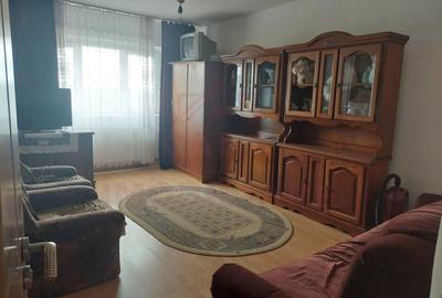 Apartament cu 2 camere decomandat, mobilat în Exterior Sud