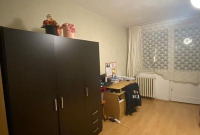 Garsonieră decomandată în Dosu Bricii